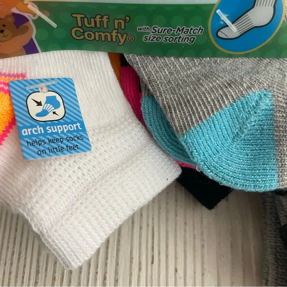 2 Packages Fruit of the Loom Girls Ankle Socks 12 Pr 6 - 18 MOS Size 1 1/2 - 4